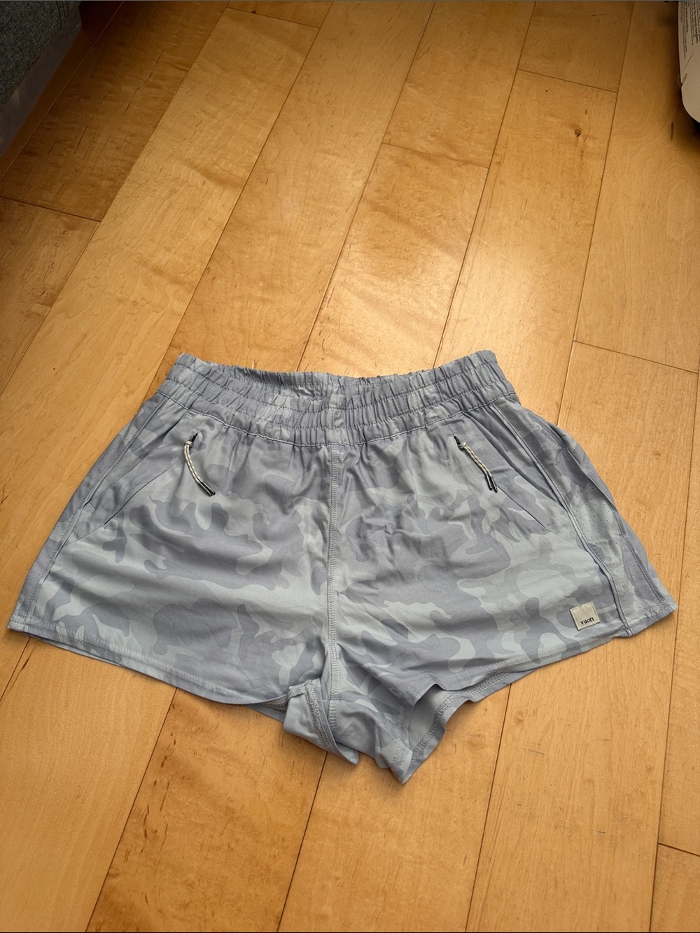 VUORI Grey Camouflage Women's Athletic Shorts